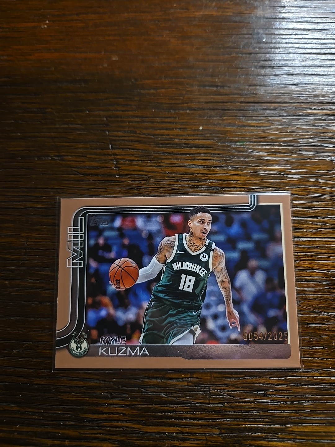 KYLE KUZMA 2025-26 Topps Basketball #56 GOLD SP /2025