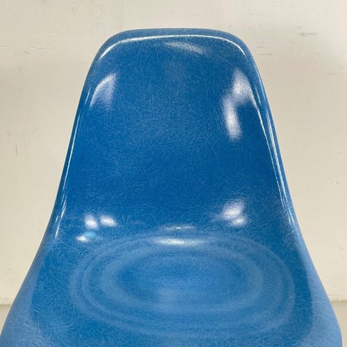 Eames Dsw Stuhl Herman Miller Walnuss Dübel Basis 50s 60s Kobalt Blau #4623 - Bild 5 von 10
