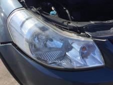 Feu avant (phare) Suzuki SX4