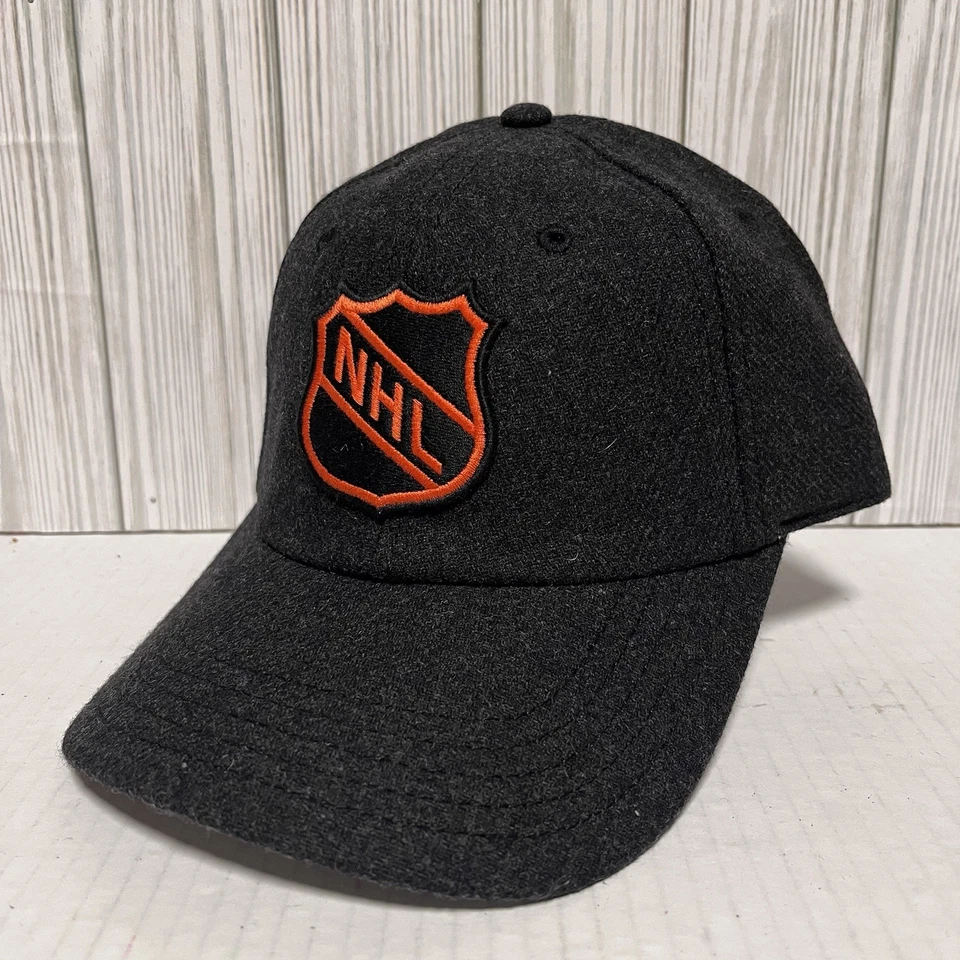Gorra con logotipo de escudo de la NHL aguja americana vintage ajustable correa de lana negra trasera Foto 3 de 4