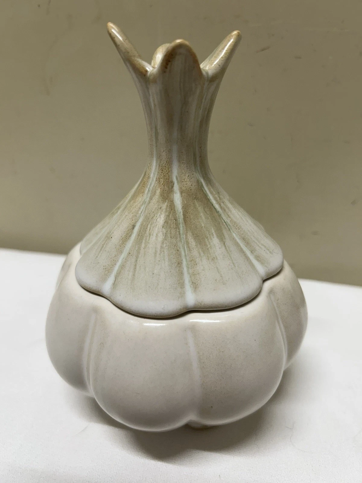 Vtg MCM Pottery Garlic Shaped GARLIC Roaster/Keeper/Storage Kitchen Utensil