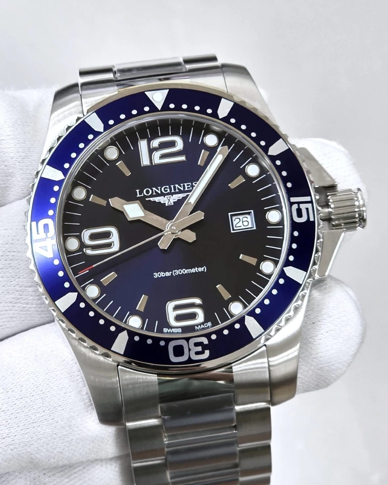 Reloj Longines HydroConquest 44 mm cuarzo acero inoxidable esfera azul para hombre L3.840.4.96.6 Foto 2 de 4