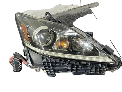 Lexus IS250 IS350 GSE20 GSE21 OEM Headlight Set w/ Ballast Burner