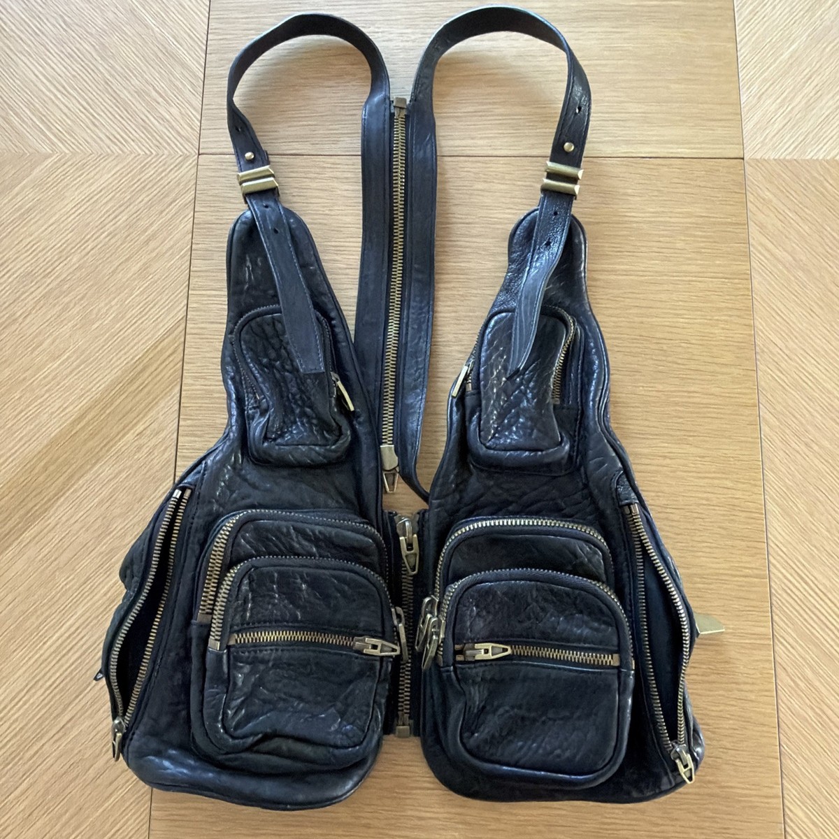 2009 ALEXANDER WANG BIANCA BLACK PEBBLED LEATHER VEST BAG