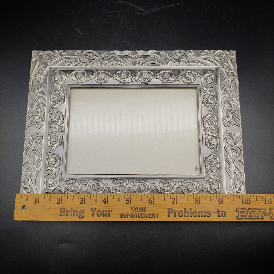 Ornate Art Nouveau Floral Picture Frame - 5x7 Silver Gray Botanical Leaf Flower - Image 4 of 4