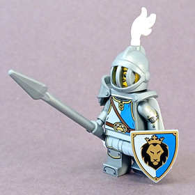LEGO Castle Lion Crown King Knight Minifigure Dungeons 70404 Series 27 Paladin
