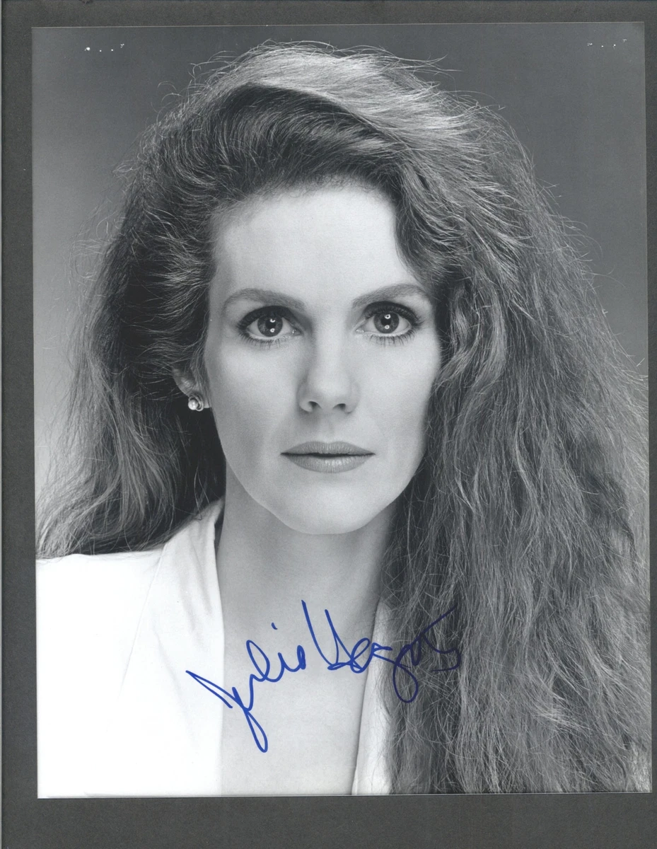 Julie Hagerty Airplane