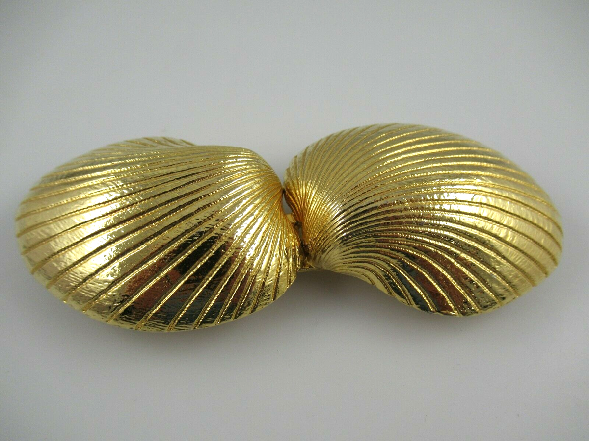 Signed Dotty Smith Gold Tone Sea Shell Belt Buckle | eBay display picture 1