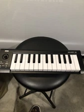 Korg microKEY Air 25 Key USB  Bluetooth Keyboard Controller
