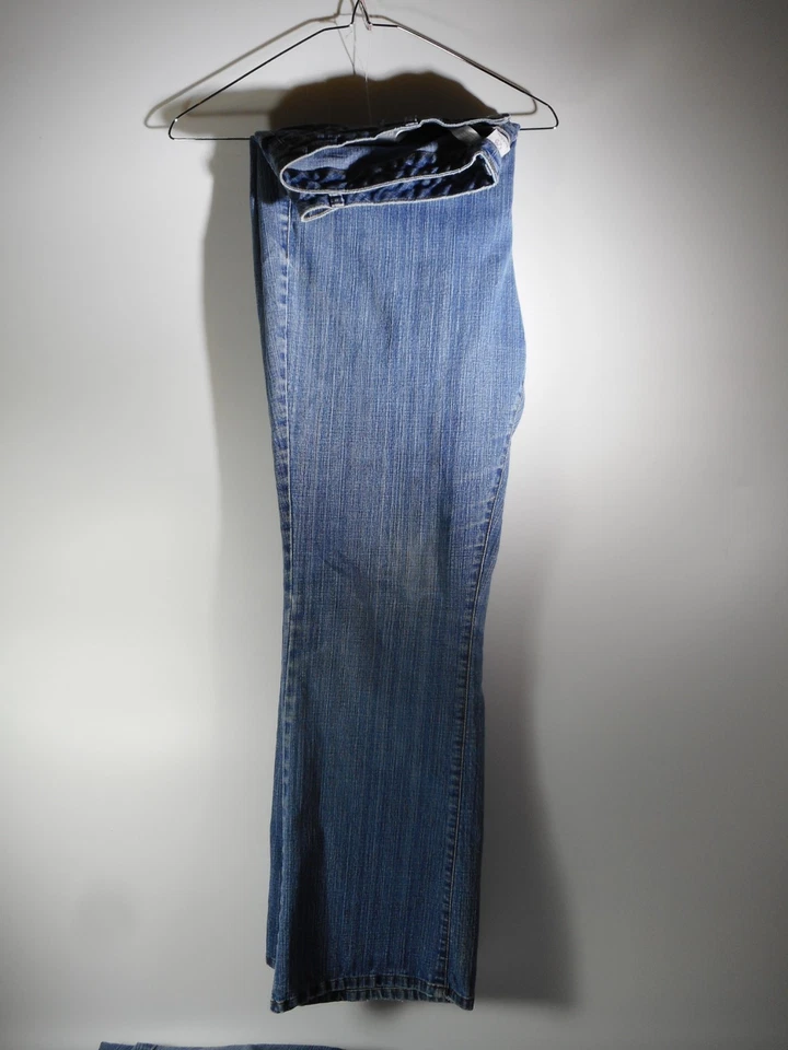 Pantalones de mezclilla para mujer Bobbie & Brooks azul lavado medio talla 16 corte boot vacaciones invierno Cas Foto 2 de 4