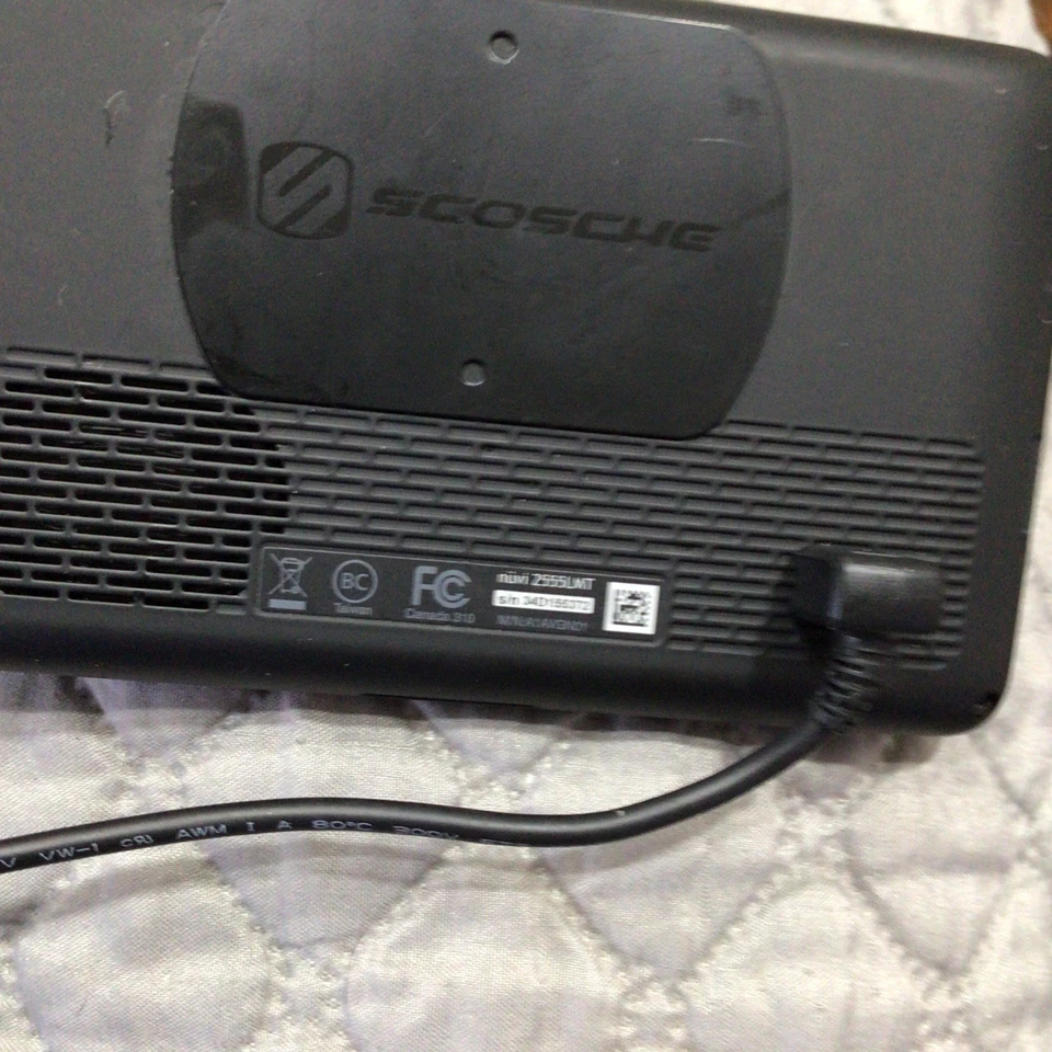 GARMIN NUVI 2555LMT GPS Works Great and home & auto charger,travel kit bundle - Image 3 of 4