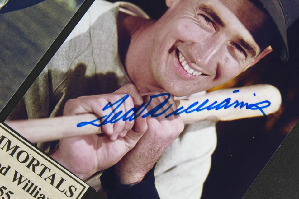 Baseball immortals Joe DiMaggio & Ted Williams Autograph Glossy Photo Display - Image 3 of 4