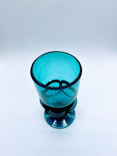 Glaskelch mit blauem Käfig - Bild 2 von 3