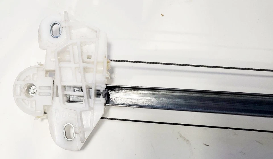 2012 2013 2014 2015 2016 Honda CR-V EX OEM Front Left Door Window Regulator  - Image 2 of 4