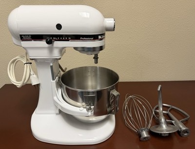 KitchenAid Professional 5 Quart Bowl-Lift Stand Mixer White KSM50 Attachments