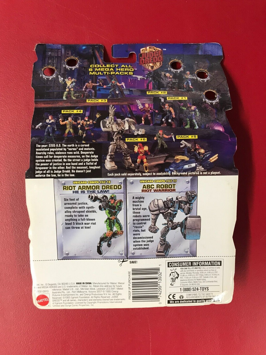 Mattel 1995 Judge Dredd Judge vs. Machine Mega Heroes Action
