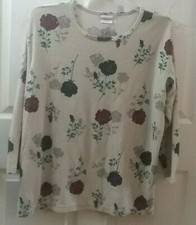 Long Sleeves Round Neck Women's Floral Shirt. Look At Measurements For Size