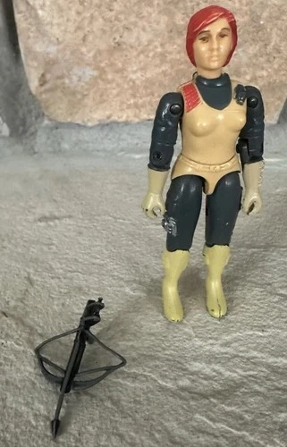 Vintage Gi Joe ARAH 1982 Straight Arm Scarlett W/Cross Bow Weapon L@@K!