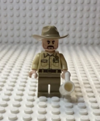 LEGO Stranger Things Jim Hopper Minifigure st007 Sheriff Upside Down - Set 75810 - Image 1 of 3