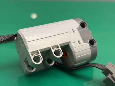 LEGO Power Functions Servomotor aus Volvo L350F Radlader 42030 - 2014