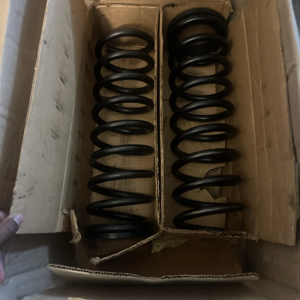 Molas helicoidais dianteiras Ford Maverick 1974-77 Mercury Comet - Imagem 3 de 3
