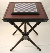 Vintage 1983 Franklin Mint Civil War Chess  w/table.  Rare