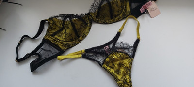 AGENT PROVOCATEUR RARE BLACK/MUSTARD LEISA BRA 34D OR 34DD & THONG 3 MEDIUM NWT