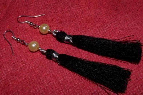 Handgefertigter Mode-Ohrschmuck mit Perlen