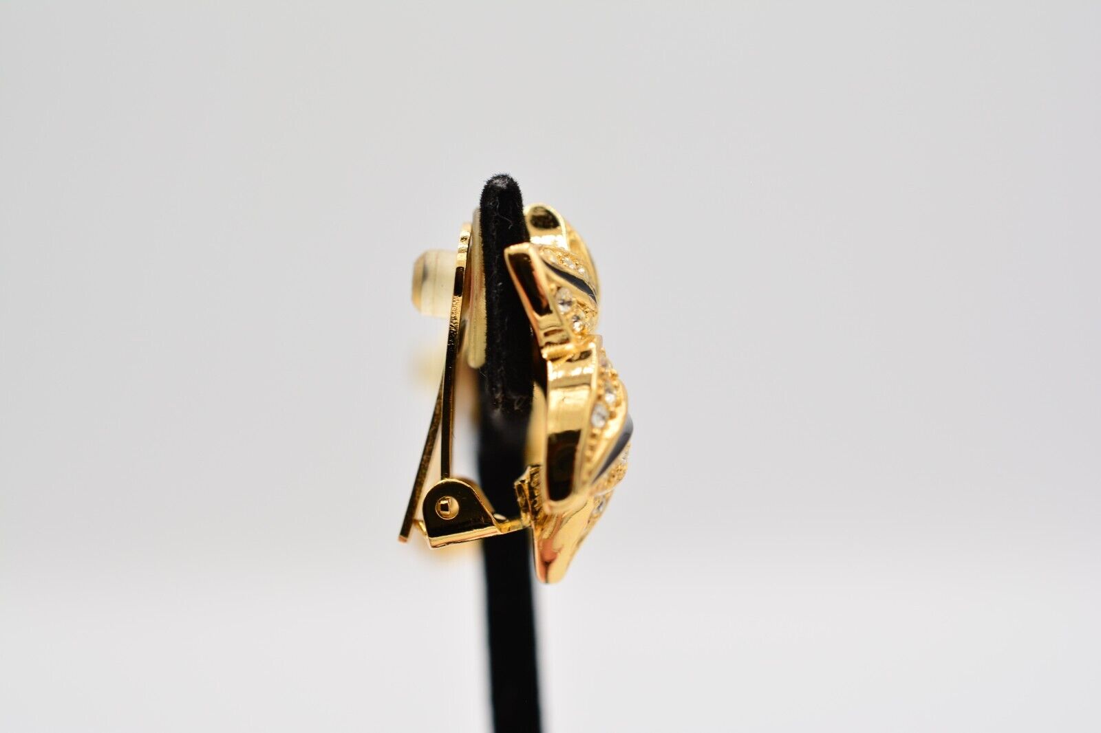 Christian Dior Vintage Clip Earrings Flower Black… - image 8