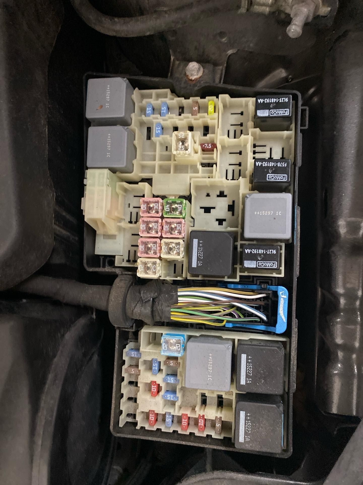 Used Fuse Box fits 2015 Ford Focus gasoline 2.0L w/o