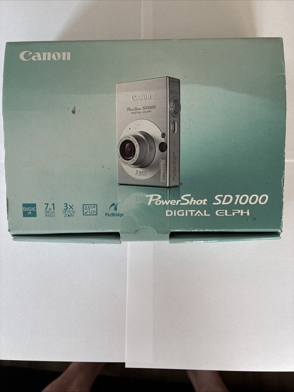 Canon PowerShot SD1000 7.1MP Digital ELPH Camera Silver w/3x Zoom Bundle