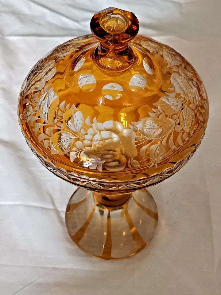 Splendido porta Confetti Caramelle in Cristallo Vetro Ambrato di Boemia decorato - Immagine 3 di 4