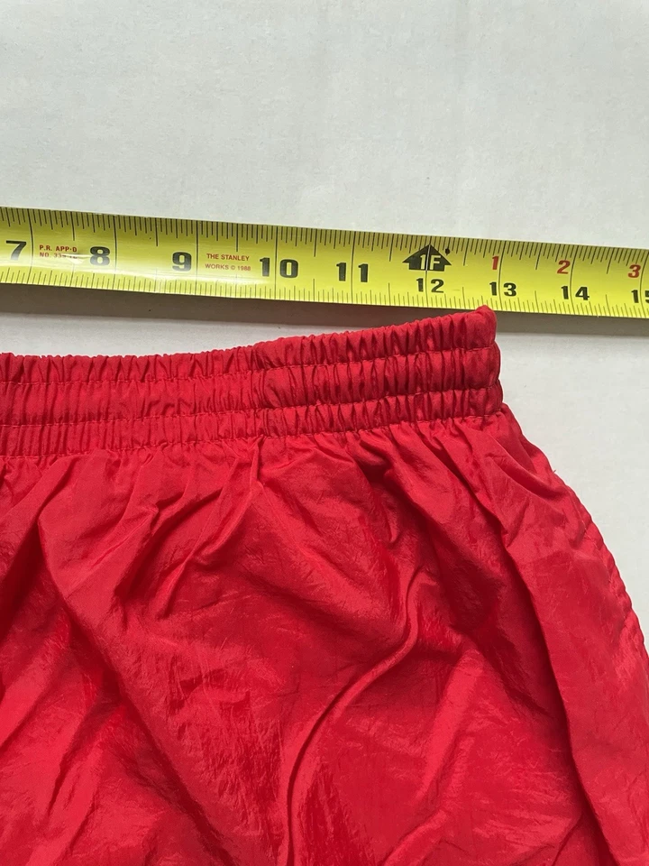 Shorts masculino vintage Reebok Ohio State Buckeyes L vermelho náilon corta-vento OSU NOVO SEM ETIQUETAS - Imagem 4 de 4