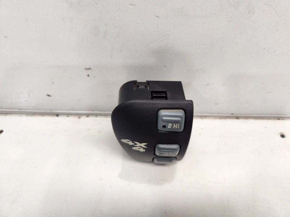 Interruptor de tablero GMC Sonoma 2000 - 4x4 sin automático  Foto 2 de 4
