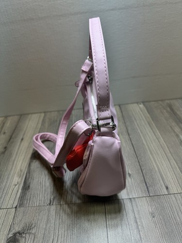 Neu mit Etikett Hello Kitty Face Sanrio rosa mit roter Schleife Kunstleder Umhängetasche Handtasche - Bild 6 von 8