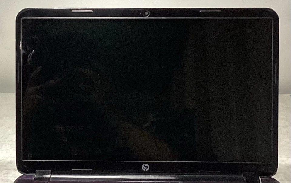 HP 15 Touch 15-r137wm Intel i3-4005u @1.70GHz 6GB RAM 512GB SSD *COSMETIC ISSUE* - Image 4 of 4