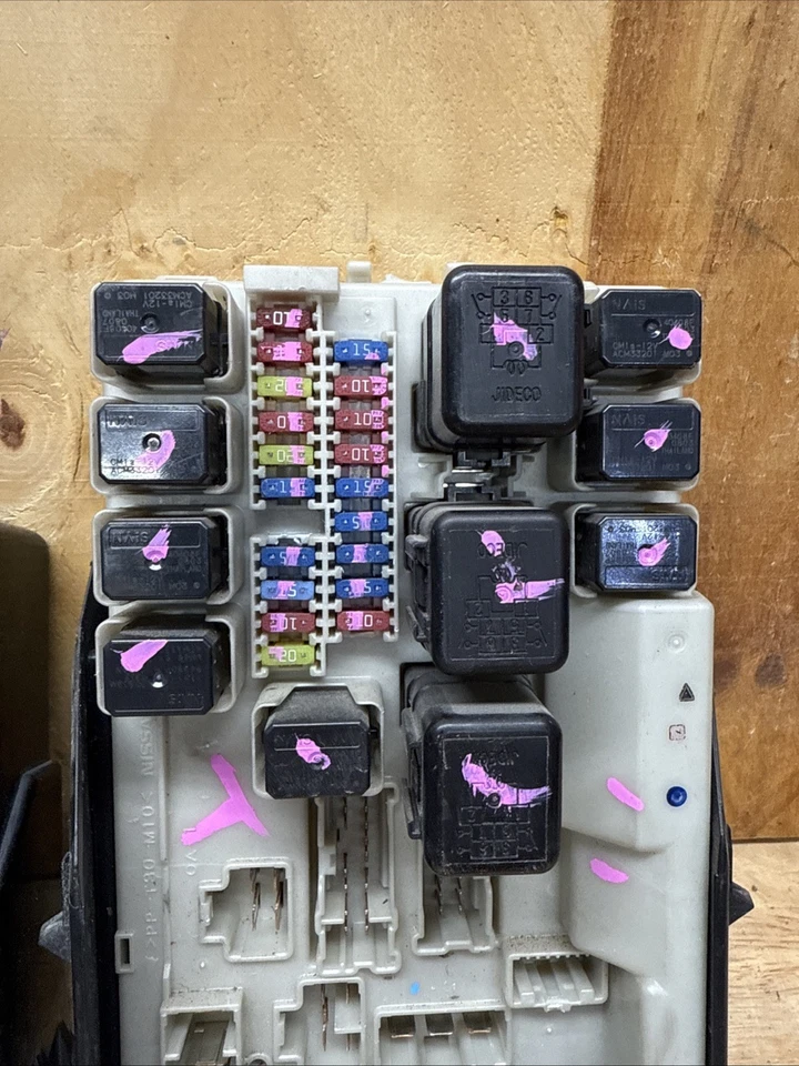 2003-2005 Nissan 350z Infiniti G35 Cpe IPDM Engine Room Controller 284B7-AQ006 Foto 3 de 4