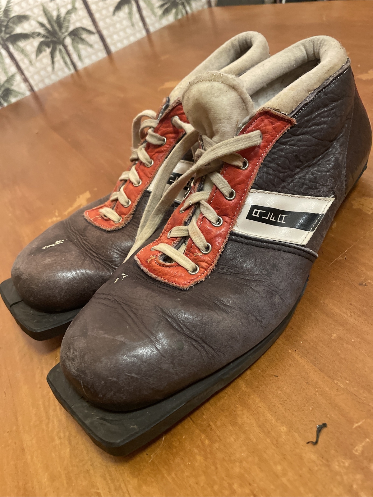 SALOMON Scarpe da sci vintage ALFA Norvegia personalizzate in pelle nordiche Cross Country 3 pin EU 43