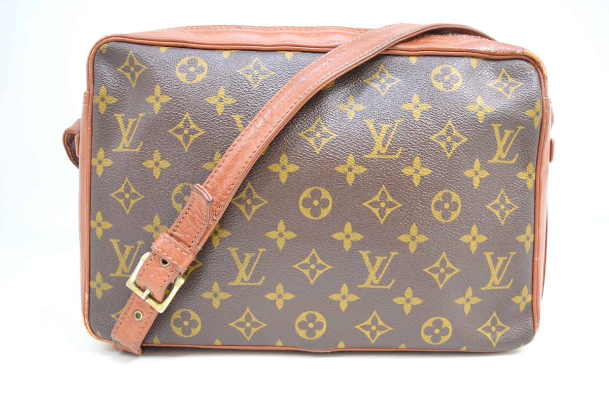 【美品 ビンテージ】Louis Vuitton Monogram Canvas Auth Louis Vuitton Sac Bandouliere Crossbody Bag Monogram Canvas