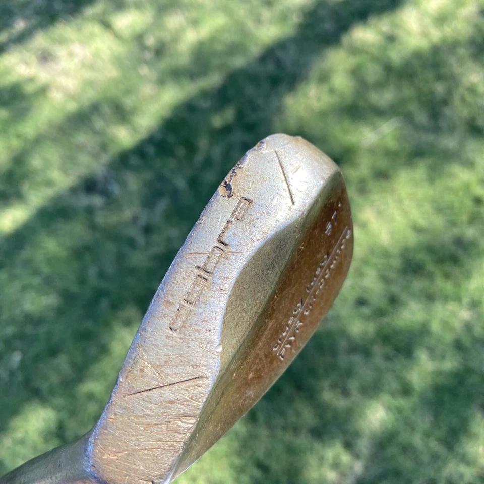 Cobra Trusty Rusty 57* 楔形 LH 35 英寸 DG 钢质杆身硬度 36 — 第 2/4 张图片