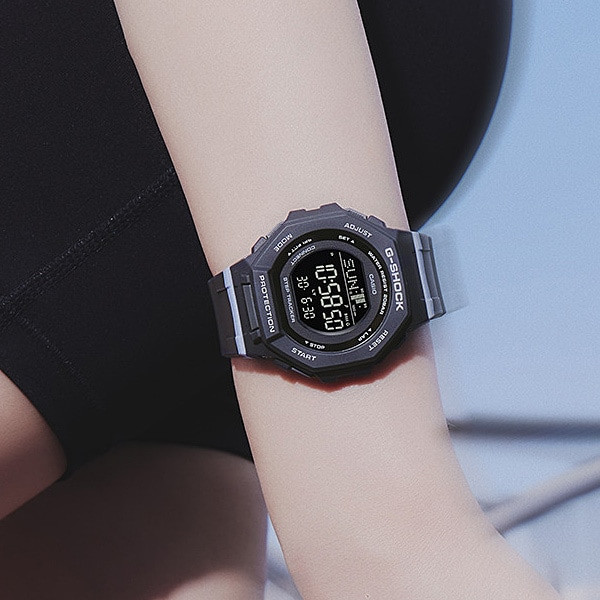 【新品・正規品】G-SHOCK GMD-B300-1JF Bluetooth GMD-B300-1JF | CASIO