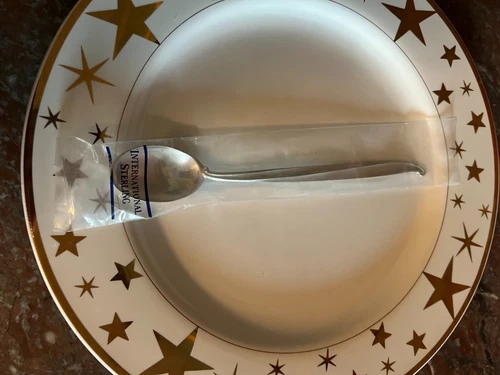 International Silver Sterling Swan Lake Iced Tea Spoon 7-1/4" long 29.4 grams