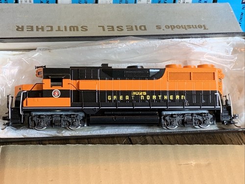 Locomotora de latón TENSHODO Ho 159 GREAT NORTH GP-35 #3025 | Zustand: Used