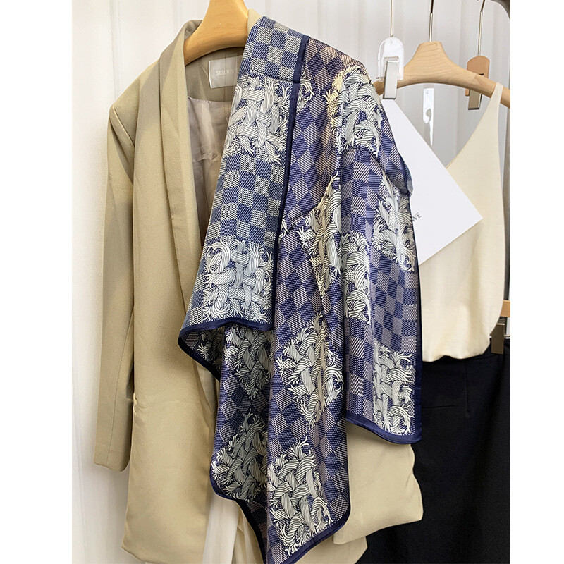 New Boutique 100% Crepe De Chine Silk Printing Hand Rolled Collar Scarf 70cm