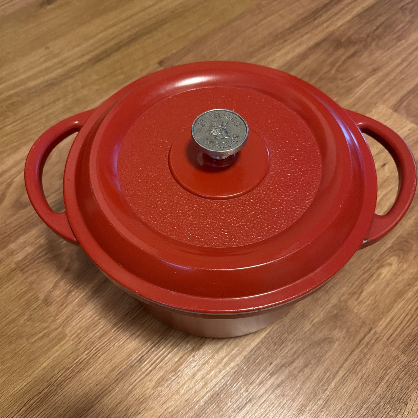 Nordic Ware Dutch Oven Braiser Pan Red Enameled HD Cast Aluminum Made In USA