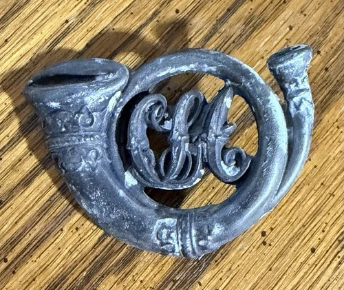RARE Civil War Confederate Infantry CSA Bugle Hat Badge Brass Pin