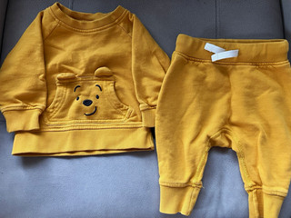 Hanna Andersson Disney Pooh 2pc Yellow Cotton Sweatshirt & Pants Set 3 6M/60cm
