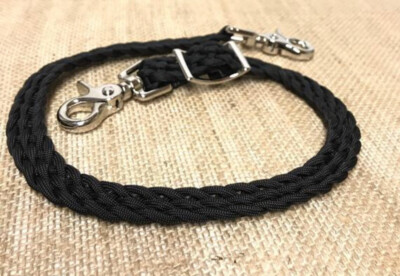 Black wither strap or you can choose another color, horse tack