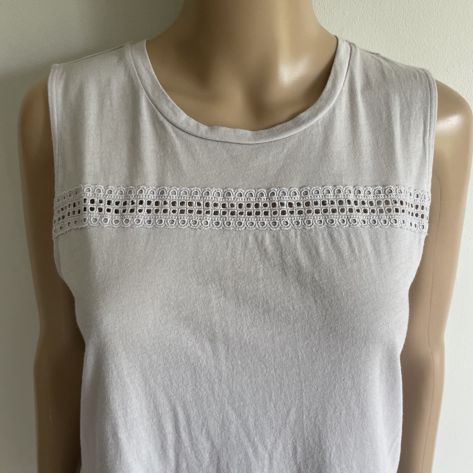 Banana Republic Solid Light Pale Blue Crewneck Sl… - image 4