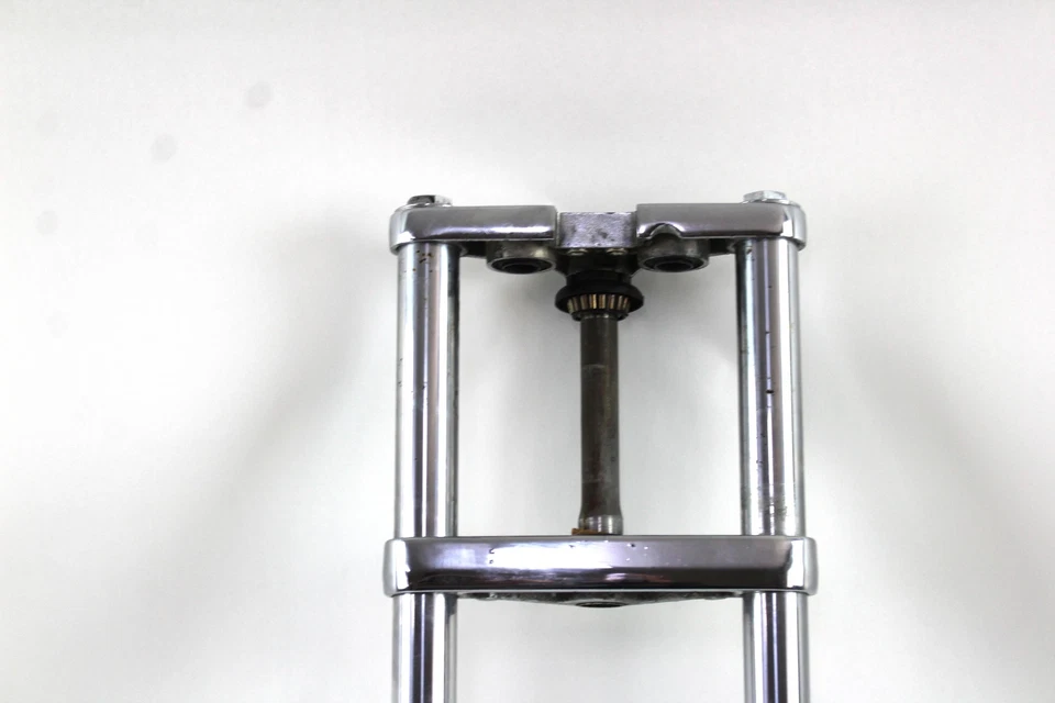 2000 00 Suzuki Intruder VS1400 1400 horquillas delanteras suspensión recta Foto 2 de 4